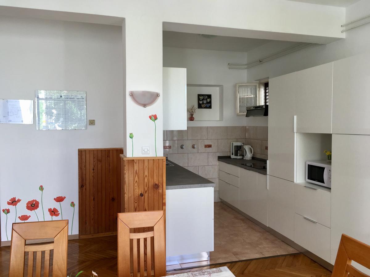 Banjol Apartaments Oma & Opa מראה חיצוני תמונה