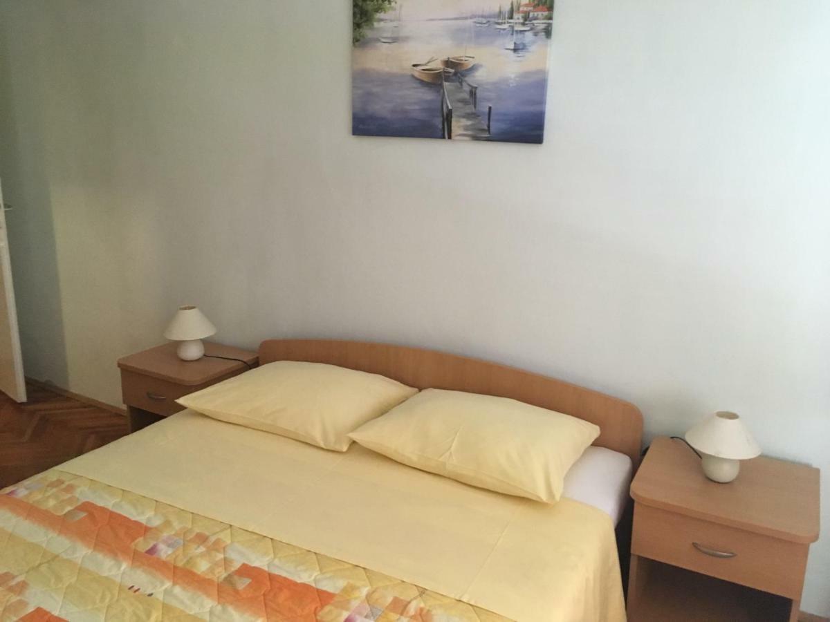 Banjol Apartaments Oma & Opa מראה חיצוני תמונה